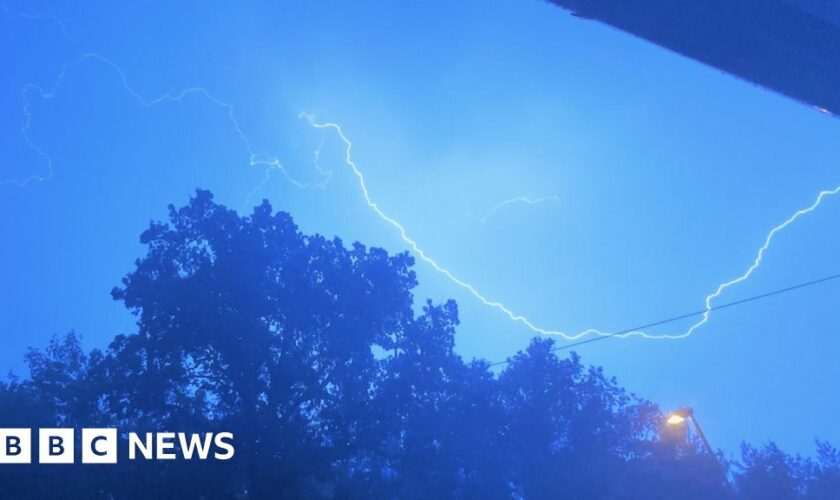 UK facing weekend of thunderstorms and heavy rain