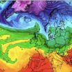 UK weather: Indian summer on way as maps show Caribbean heat blast to bring warmer days across UK