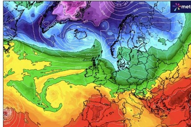 UK weather: Indian summer on way as maps show Caribbean heat blast to bring warmer days across UK