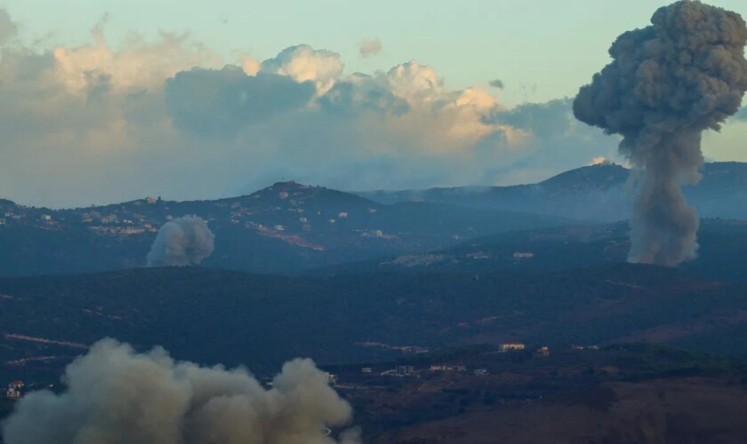 Un civil muerto tras "más de 80 bombardeos israelíes en media hora" contra Hizbulá en el sur y el este de Líbano