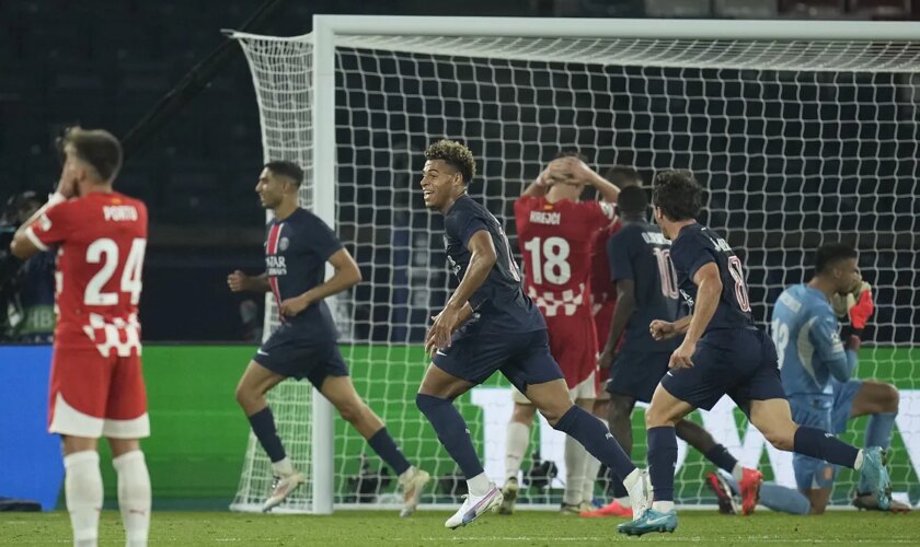 Un gravísimo error de Gazzaniga en el 90 arruina el debut del Girona ante el PSG