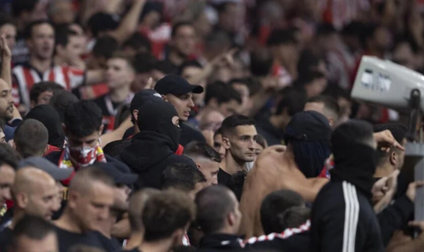 Violentos fuera de los estadios