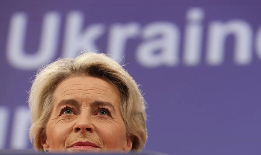 Von der Leyen anuncia 160 millones para la red energética de Ucrania en vísperas de su viaje a Kiev