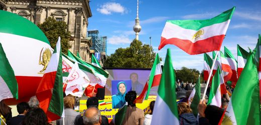 Zahlreiche Proteste am Todestag von Mahsa Amini