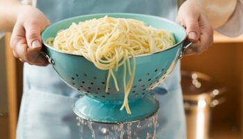 ‘Mind blowing’ way to cook perfect pasta - boiling for just two minutes