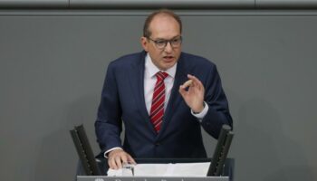 „Man kann die AfD nicht wegverbieten“ – Alexander Dobrindt lehnt Antrag auf Verbotsverfahren ab