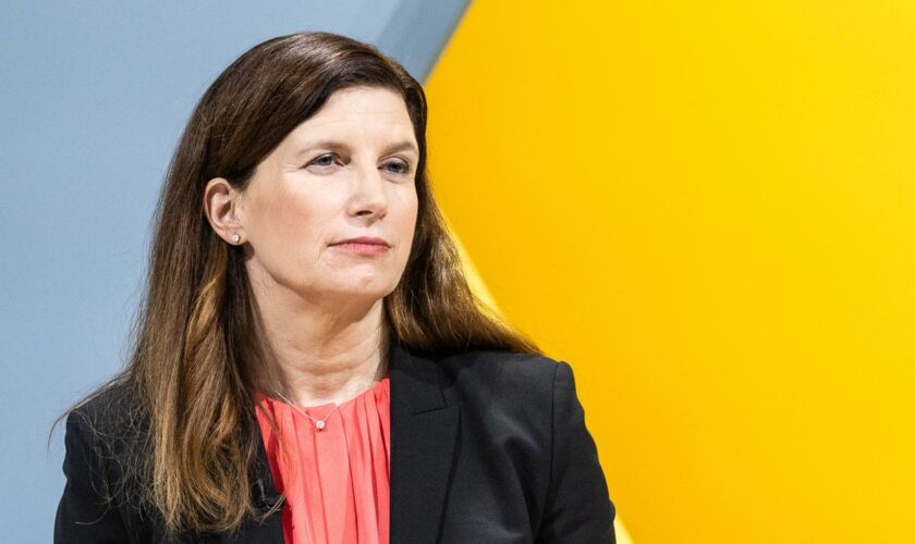 Bettina Orlopp: Neue Commerzbank-Chefin wirbt für "Eigenständigkeit der Bank"