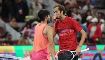 Daniil Medvedev reveals joke that made Carlos Alcaraz laugh after China Open defeat