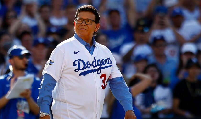 Dodgers great Fernando Valenzuela hospitalized with health complications: reports