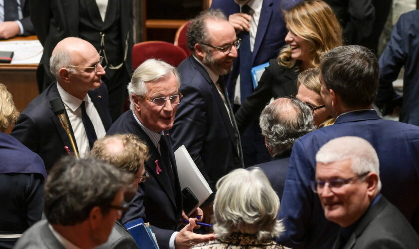 Barnier se paye Ciotti, Attal, Panot... Ces phrases caustiques et moqueuses qui donnent le ton