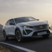 Peugeot e-408 : le SUV coupé passe à l'électrique, le déclic pour faire décoller les ventes ?