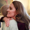 Kate Middleton rencontre une ado atteinte d’un cancer, les images émouvantes