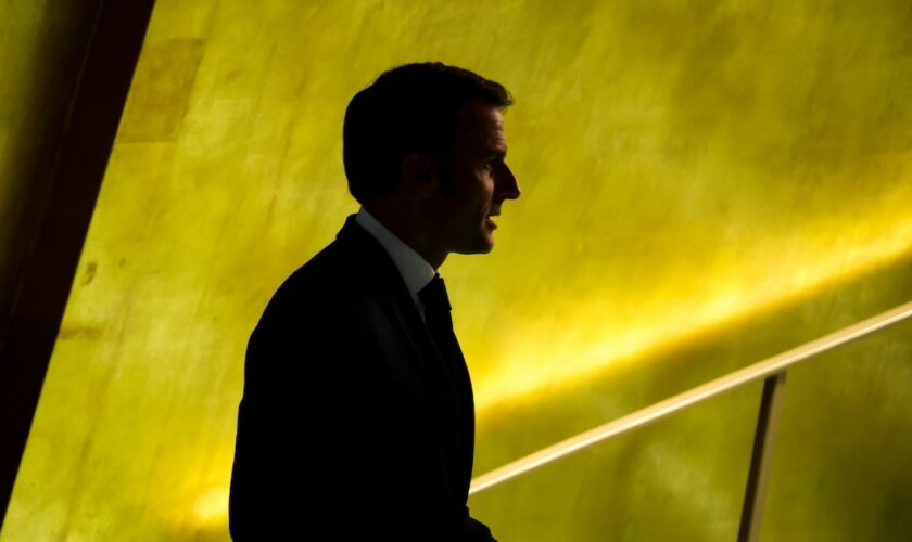 La dissolution et la marche en arrière : Emmanuel Macron, la fin du macronisme ?