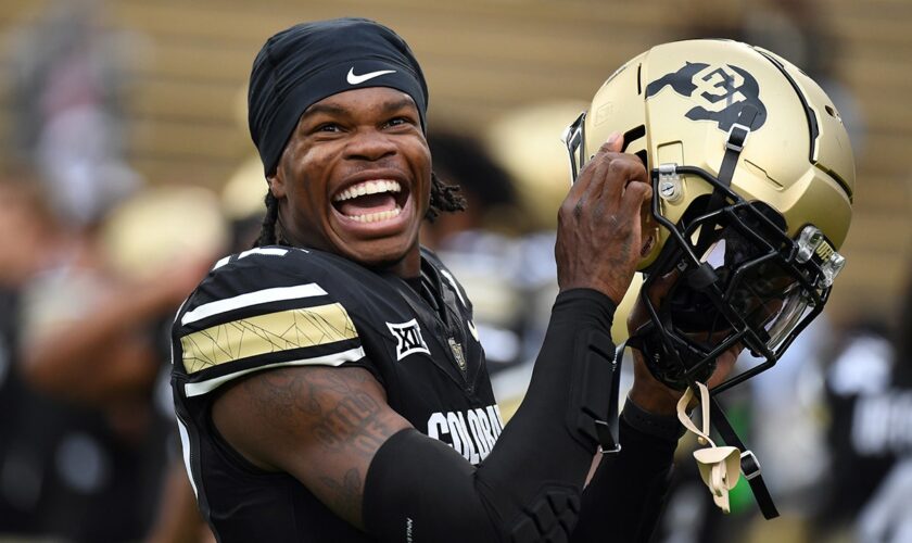 Colorado star Travis Hunter offers advice to ex-UNLV QB amid NIL drama: 'It's about getting to the NFL'