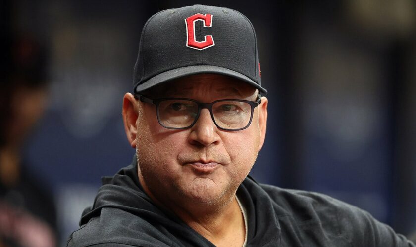 Reds to hire Terry Francona as next manager: reports