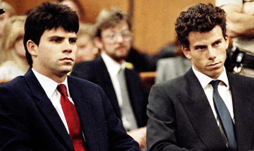 Lyle, left, and Erik Menendez sit in Beverly Hills Municipal Court where their attorneys delayed making pleas on behalf of the brothers who are suspected in the murders of their millionaire parents, Jose and Mary Louise ?Kitty? Menendez, in Beverly Hills, Calif., last Aug., March 12, 1990. The arraignment for the brothers has been scheduled for March 26. (AP Photo/Nick Ut)