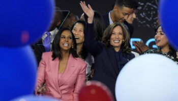 Kamala Harris plus proche de sa mère que de son père ? Qui sont ses parents ?