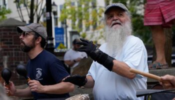 Well-known Asheville music tradition returns in a sign of hopefulness after Helene