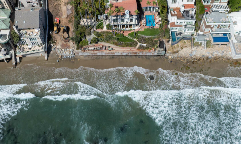 Sur les plages de Californie en danger, la bataille du sable a commencé