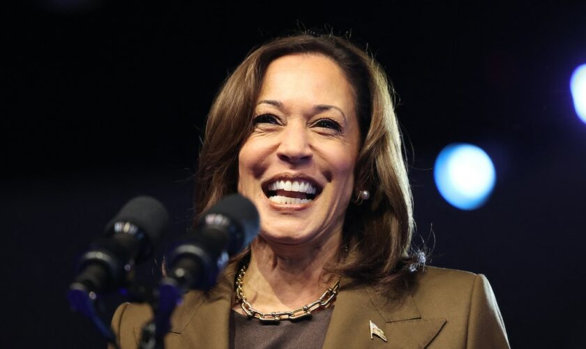 La vice-présidente américaine et candidate démocrate à la présidentielle Kamala Harris s'exprime lors d'un événement de campagne à l'Expo au World Market Center de Las Vegas, Nevada, le 29 septembre 2024.