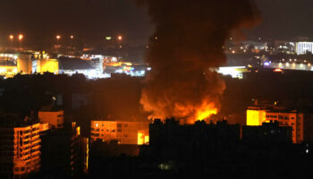 🔴 En direct : 21 morts dans une frappe israélienne sur une mosquée à Gaza, bombardements sur Beyrouth