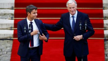 Budget 2025 : Michel Barnier joue l’apaisement avec Gabriel Attal et ses troupes avant la présentation du PLF