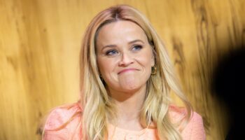 Reese Witherspoon 'found' her voice as a single mother: 'No one's coming to help'