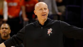 Charleston's Chris Mack has fiery message for 'dumb---es' after getting criticized over post about daughter