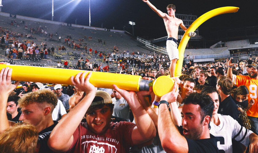 Vanderbilt, Arkansas fined for fans storming the field after upset wins