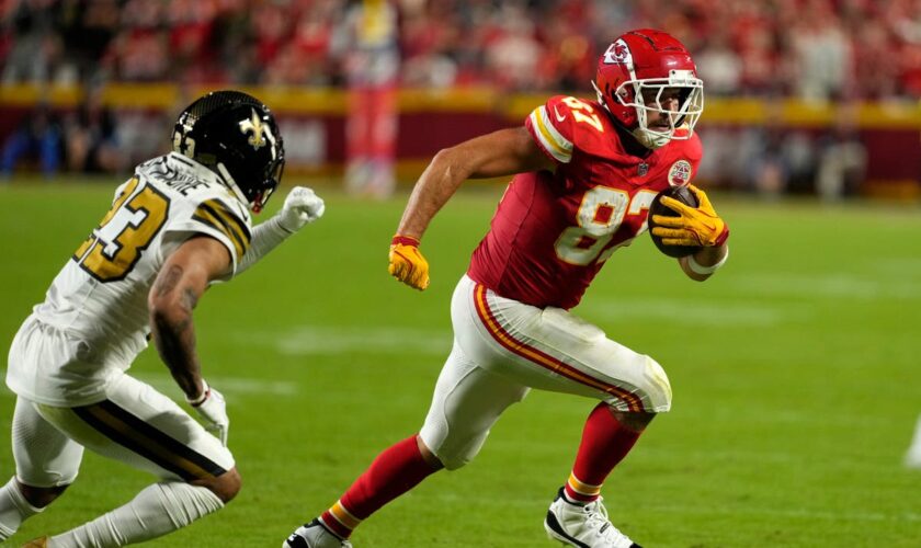 Kansas City Chiefs stay perfect with win over New Orleans Saints