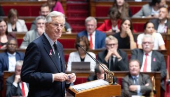 Motion de censure contre Barnier, Macron hué au Crif et gangs à Marseille