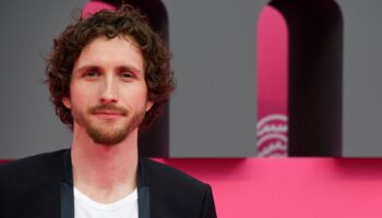 Baptiste Lecaplain va tester un spectacle de stand-up dans un TGV Paris-Lille