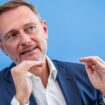 Mit E-Wagen gleichgestellt: Christian Lindner plant Steuerfreiheit für E-Fuels-Autos