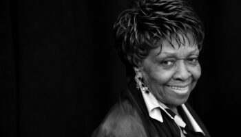 Cissy Houston: Die majestätische Stimme im Hintergrund