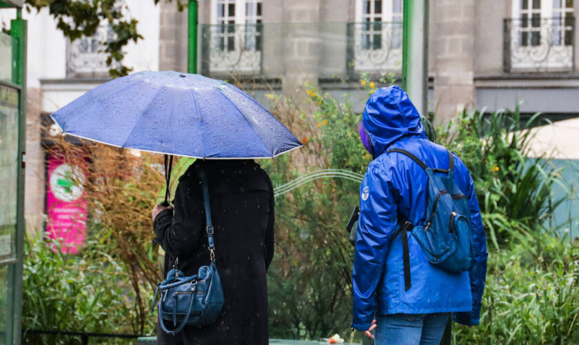 Pluie-inondations : cinq départements encore en vigilance orange, nouvelle alerte pour mercredi