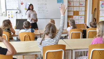 Fini de jouer ? La Suède veut serrer la vis à l’école