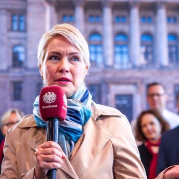 SPD: Schwesig verlangt stärkeres Vorangehen von Scholz