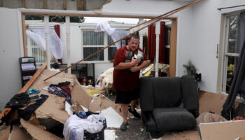 L’ouragan Milton en Floride déclenche une avalanche de tornades avant son passage