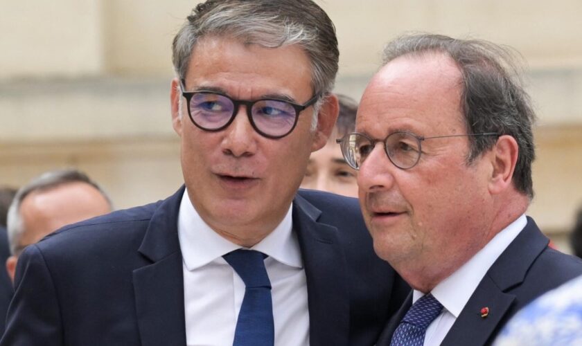 Les relations entre Olivier Faure et François Hollande parfaitement résumées en une photo malicieuse