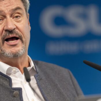 Vor CSU-Parteitag: Söder für Einschränkung des Asylrechts