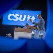 CSU-Parteitag: Merz kündigt entschiedenes Vorgehen gegen "irreguläre Migration" an