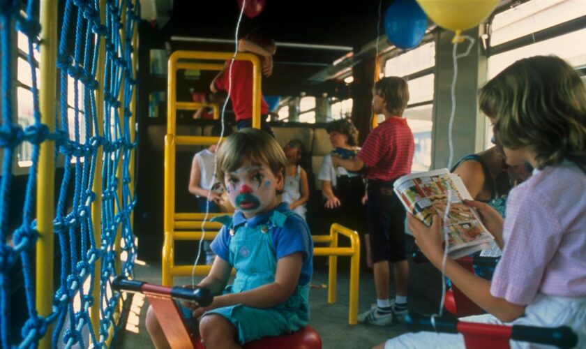 Pouvons-nous espérer un retour des jeux pour enfants dans les trains ? « En Allemagne, les wagons conçus pour eux, c’est Disneyland ! »