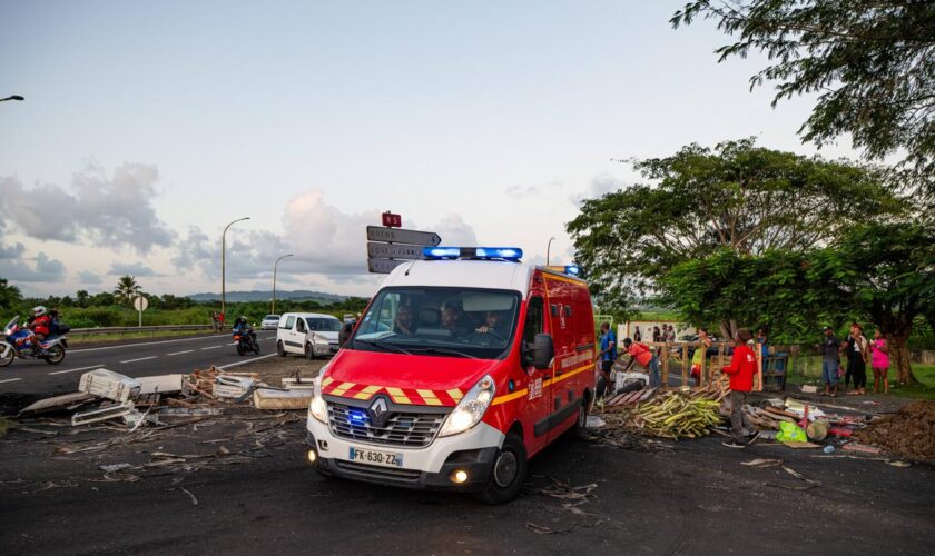 En Martinique, des tirs d’armes automatiques visant des gendarmes et des pompiers, selon la préfecture