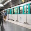 L’homme photographié dans le métro parisien avec un maillot « anti juif » s’est rendu, un examen psychiatrique demandé