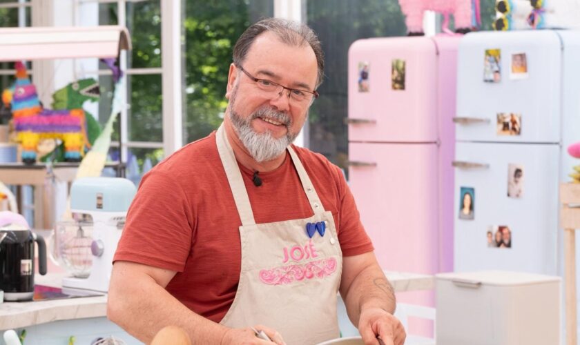 Dans « Le Meilleur Pâtissier », José révèle avoir survécu à quatre cancers