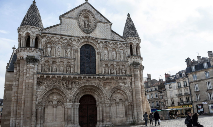 Poitiers : comment les noms de leaders du Hamas ont remplacé ceux de certaines rues