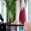 Le secrétaire d'État américain Antony Blinken rencontre l'émir du Qatar Tamim bin Hamad Al-Thani à Doha, le 24 octobre 2024.