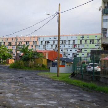 En Guadeloupe, retour progressif du courant électrique après l’instauration d’un couvre-feu par « sécurité »