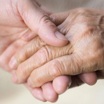 Seine-Maritime : Paul retrouve sa jumelle, Claudine, 81 ans après avoir été séparés à la naissance