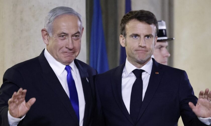 Le Premier ministre israélien Benyamin Netanyahou et Emmanuel Macron au Palais de l'Elysée le 2 février 2023.